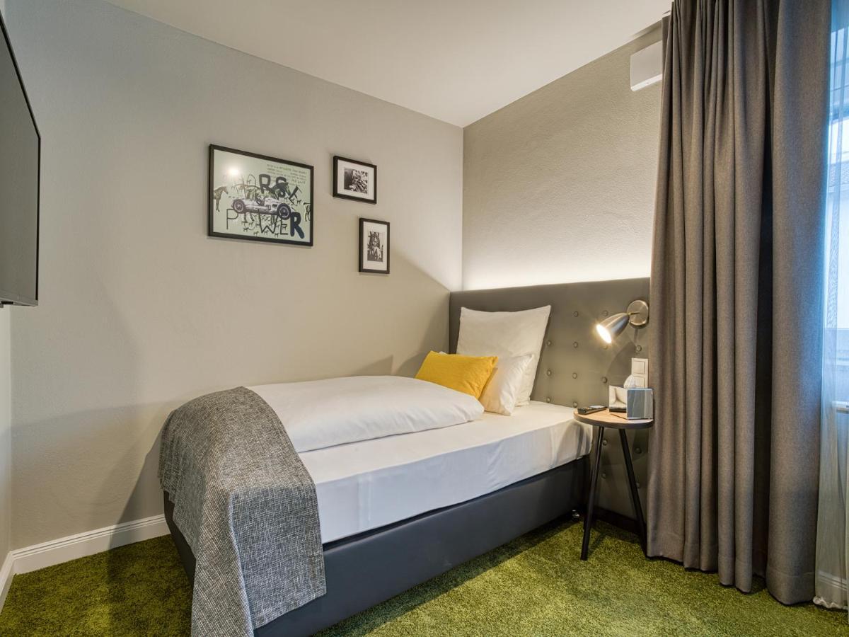 Vienna House Easy By Wyndham Ингольштадт Экстерьер фото